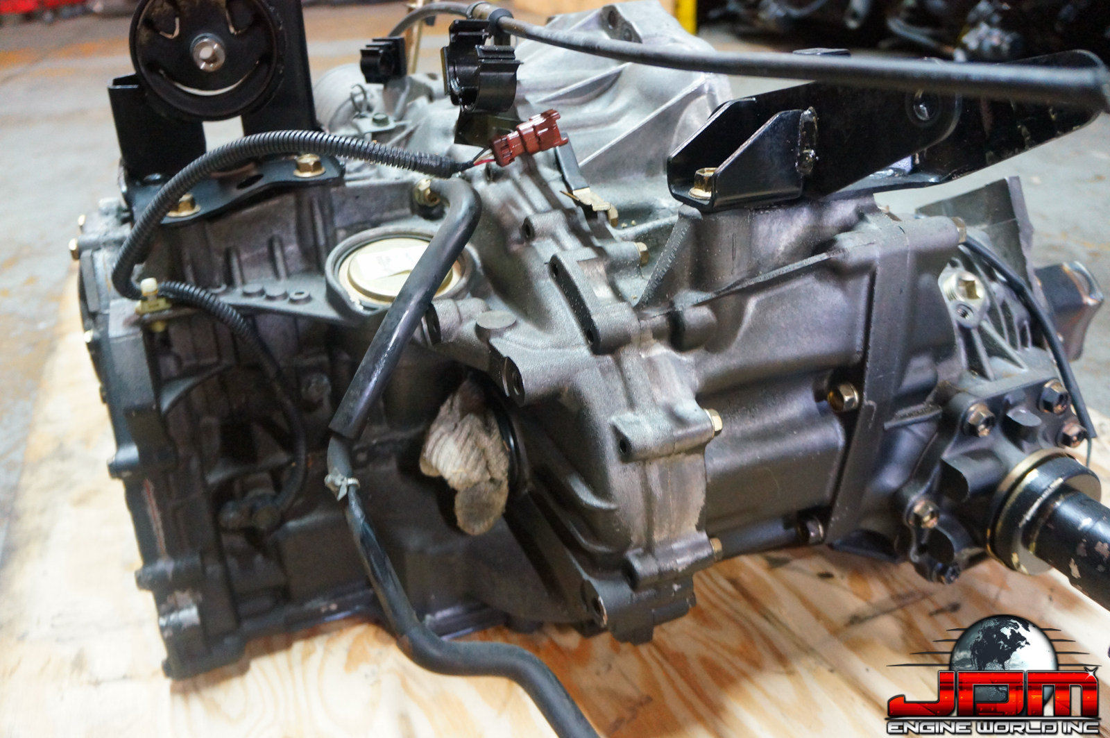 JDM NISSAN QG18DE 1.8L AWD AUTOMATIC TRANSMISSION 5 Star Quality Engines