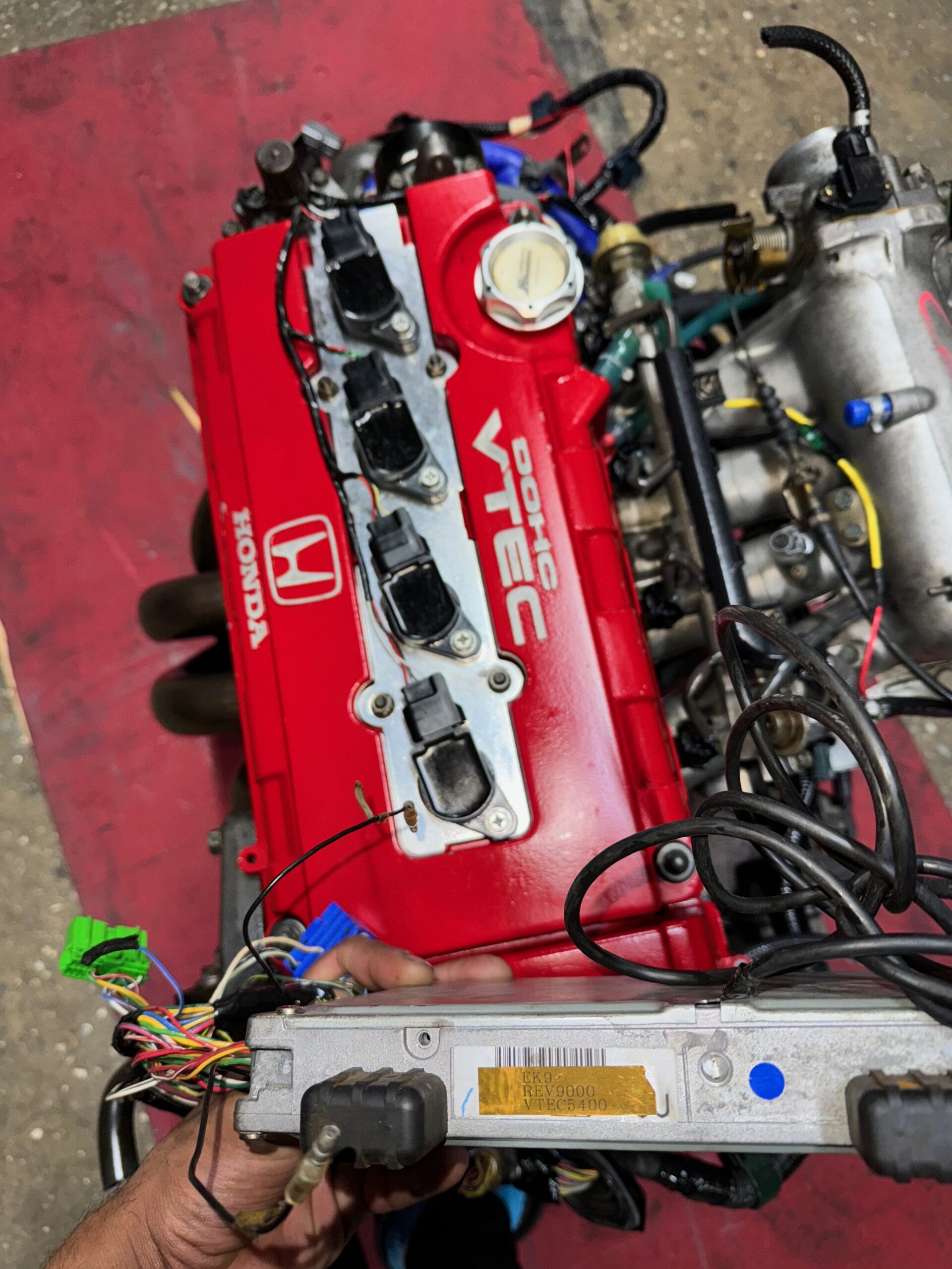 JDM 1997 Honda B18c GSR Engine With Manual Lsd Transmission Acura Integra SIR-G RED